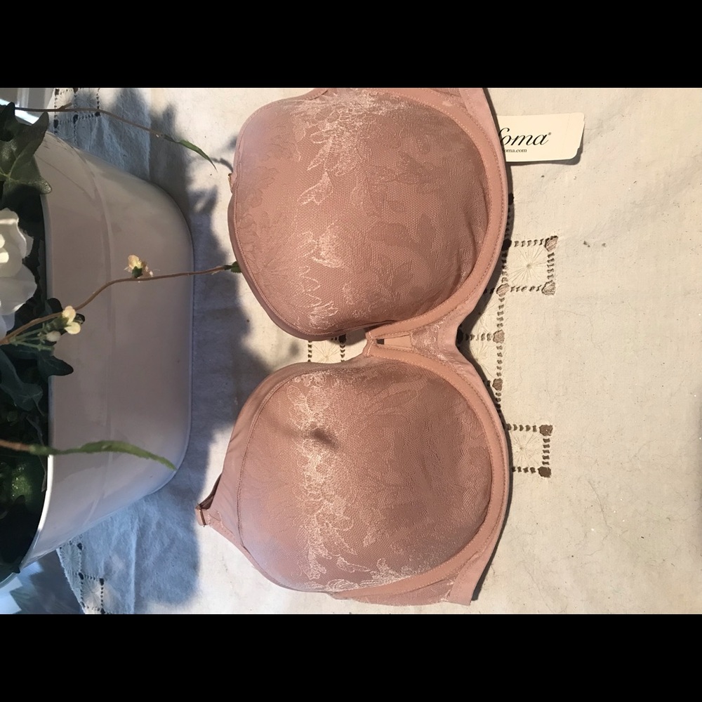 NWT. Soma bra